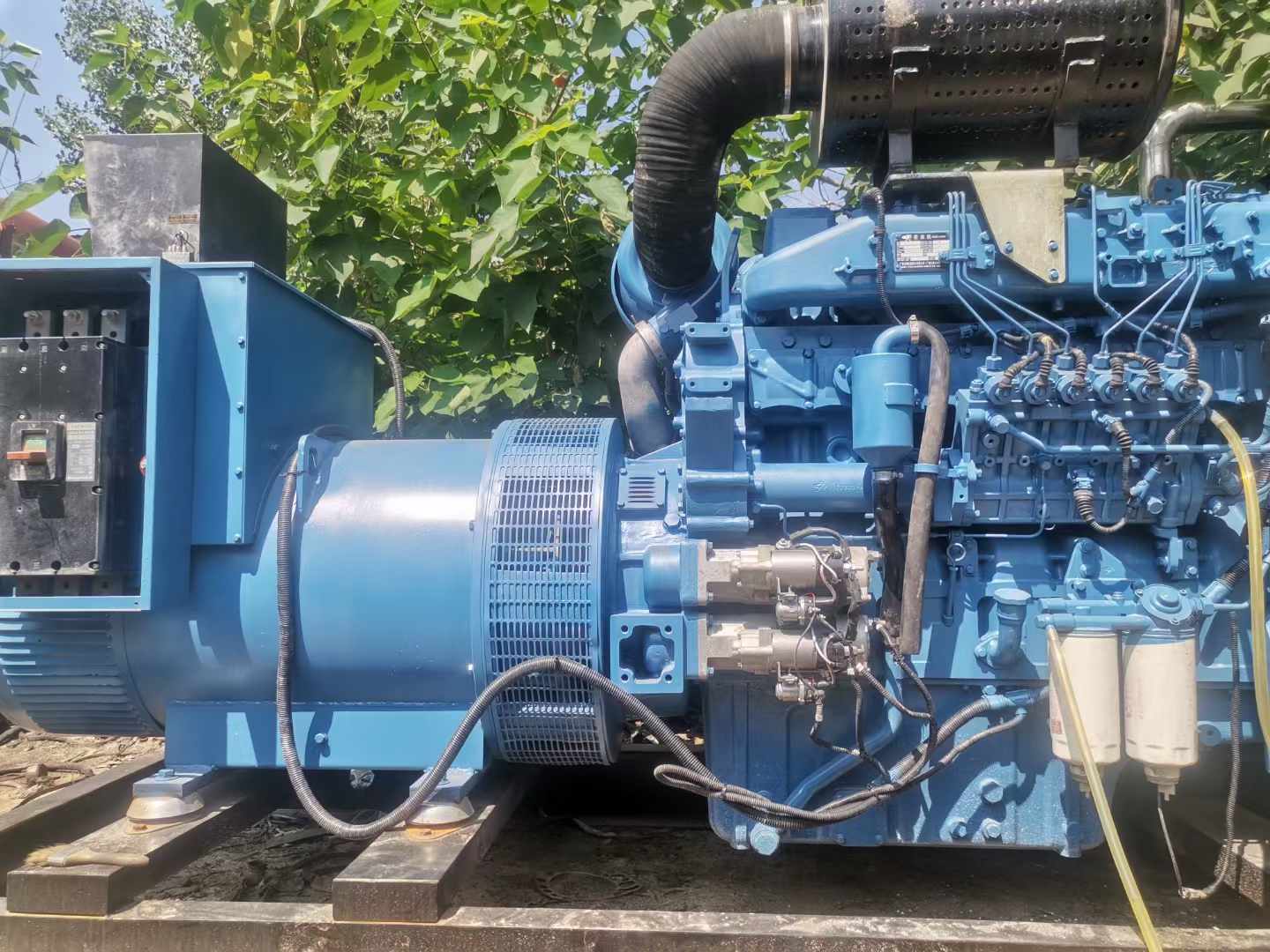 金门详细说明降低 800kW 柴油发电机输出电流波动的方法
