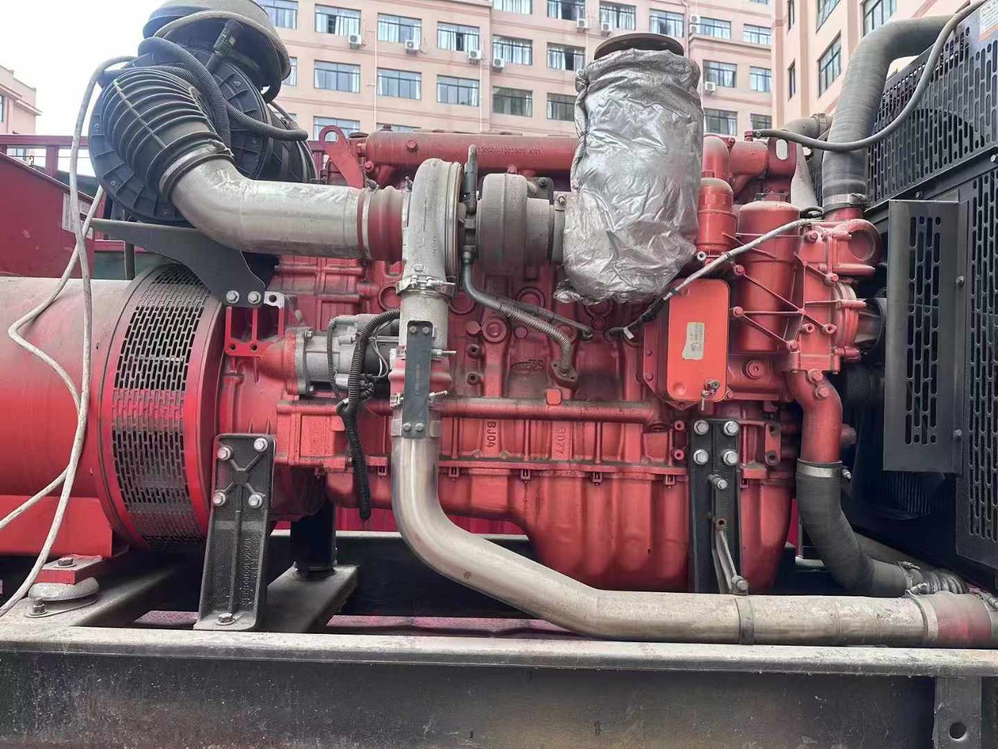 金门如何选择适合 600kW 柴油发电机组的过载保护器？