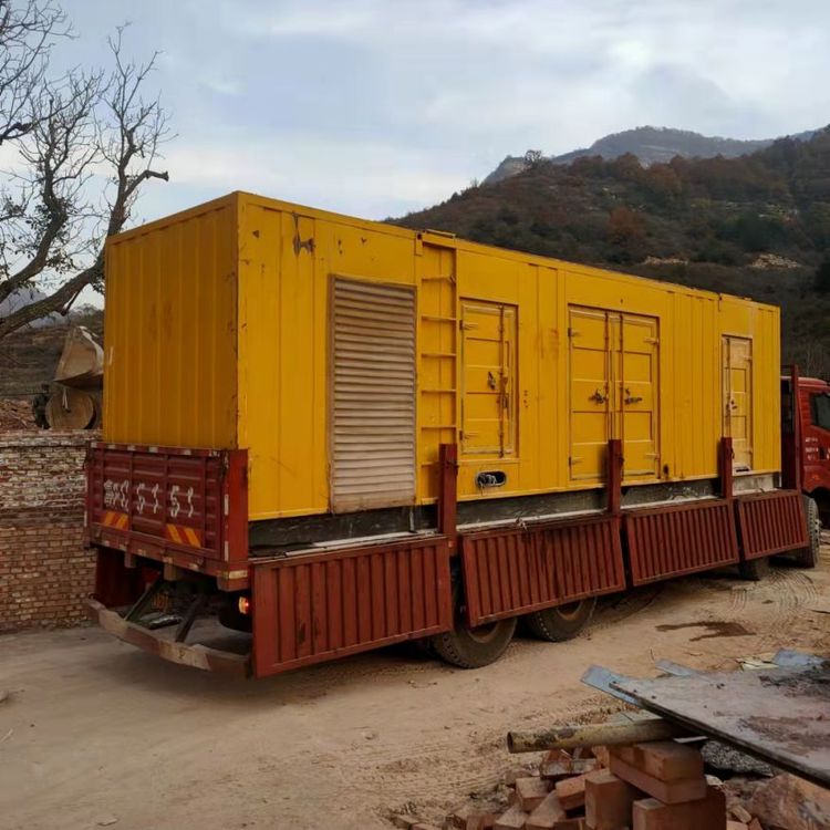 金门200kW 发电机组在带电阻性负载时，输出功率会受到哪些因素的影响？