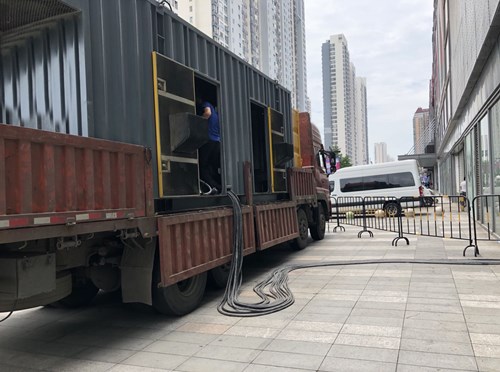 金门低温环境下，柴油发电机组电池充满电的具体时间受哪些因素影响？