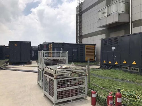 金门除了定期检查，还有哪些方法可以及时发现接触式转速表探头的磨损？
